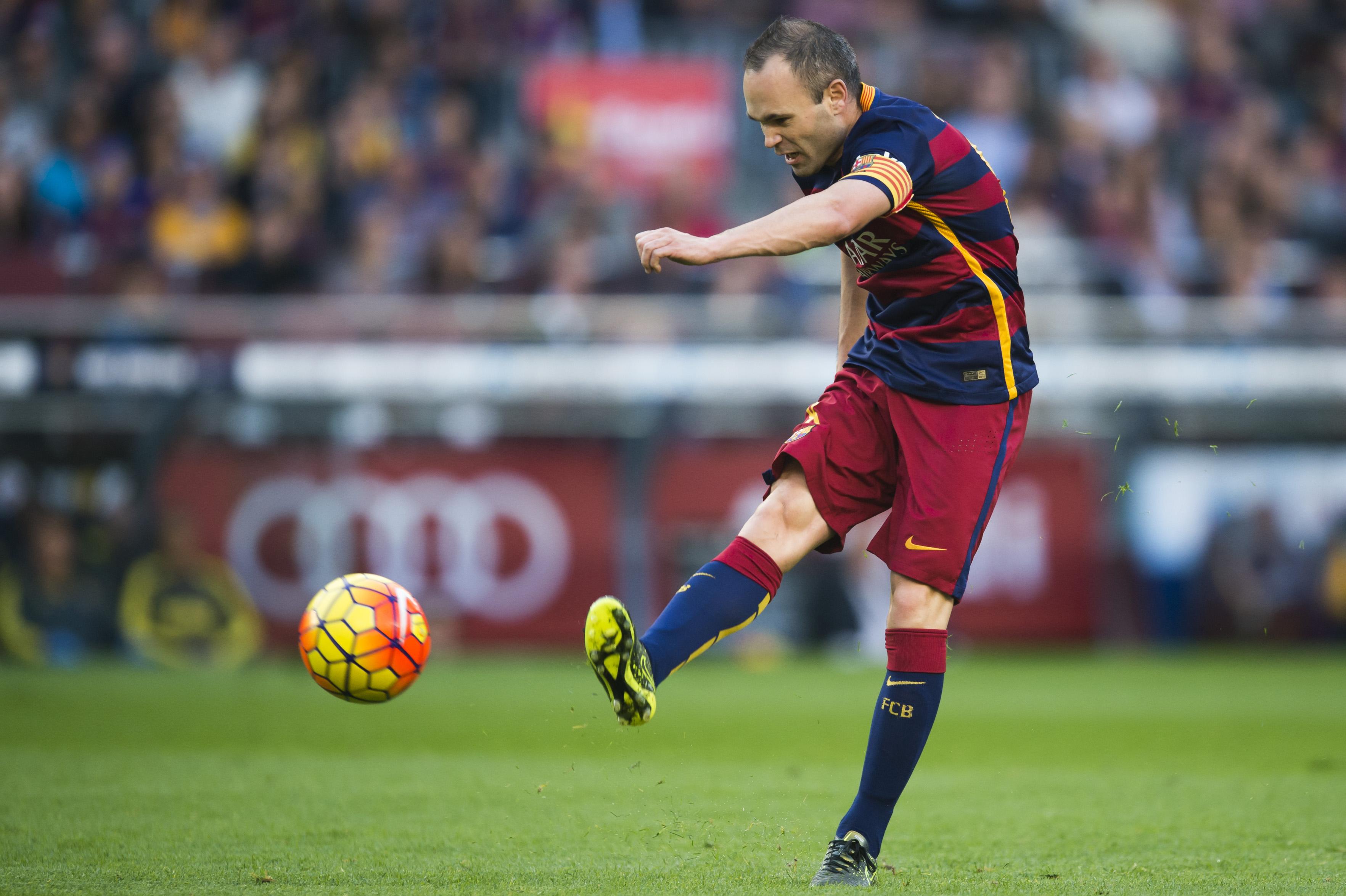 LaLiga Golazos Skill By Andr s Iniesta LaLiga Golazos Skill By Andr s Iniesta